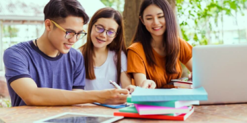 Học tiếng anh online trực tuyến như thế nào để giao tiếp lưu loát nhanh nhất