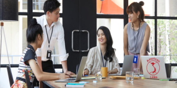 Người đi làm tìm trung tâm học tiếng Anh cho người đi làm ở đâu tốt nhất hiện nay?