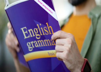 Tự học tại nhà hiệu quả với bài tập tiếng anh cho người mất gốc dễ hiểu nhất.