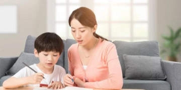 Cho bé tìm giáo viên dạy tiếng Anh online: Ba mẹ cần biết gì để con học tốt hơn.