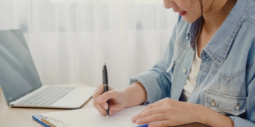 Top 10 thầy cô dạy tiếng Anh online nổi tiếng mà học viên đánh giá cao nhất