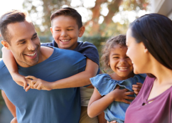 Phương Pháp Dạy Khác Biệt Giúp Bé 3 Tuổi Thích Mê Lớp Tiếng Anh