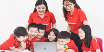 Con bạn tiến bộ nhanh chóng nhờ lớp học tiếng anh online cho trẻ em hiệu quả.