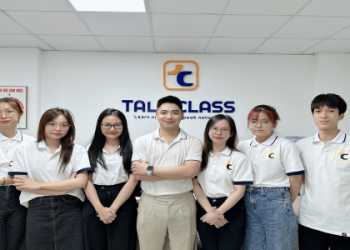 Học là dùng được liền: Khóa học tiếng Anh giao tiếp cho người lớn tập trung vào thực hành nhiều.