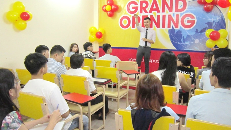 Học ở trung tâm ngoại ngữ Không Gian: Chất lượng có thật sự tốt như lời đồn?