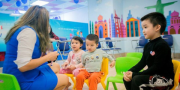 Chia sẻ kinh nghiệm chọn trung tâm tiếng Anh cho trẻ em chất lượng.