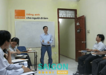 2. Tìm lớp tiếng Anh cho người lớn tuổi ở đâu tốt nhất?