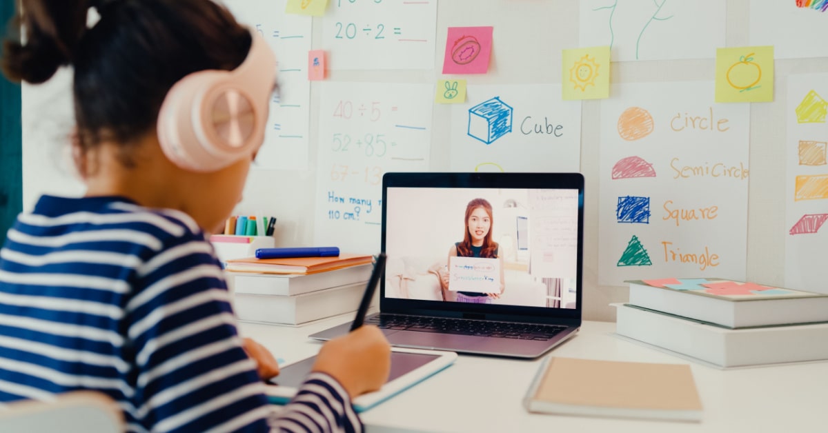 Bật mí khóa học tiếng anh online tốt nhất hiện nay giúp bạn giỏi nhanh.