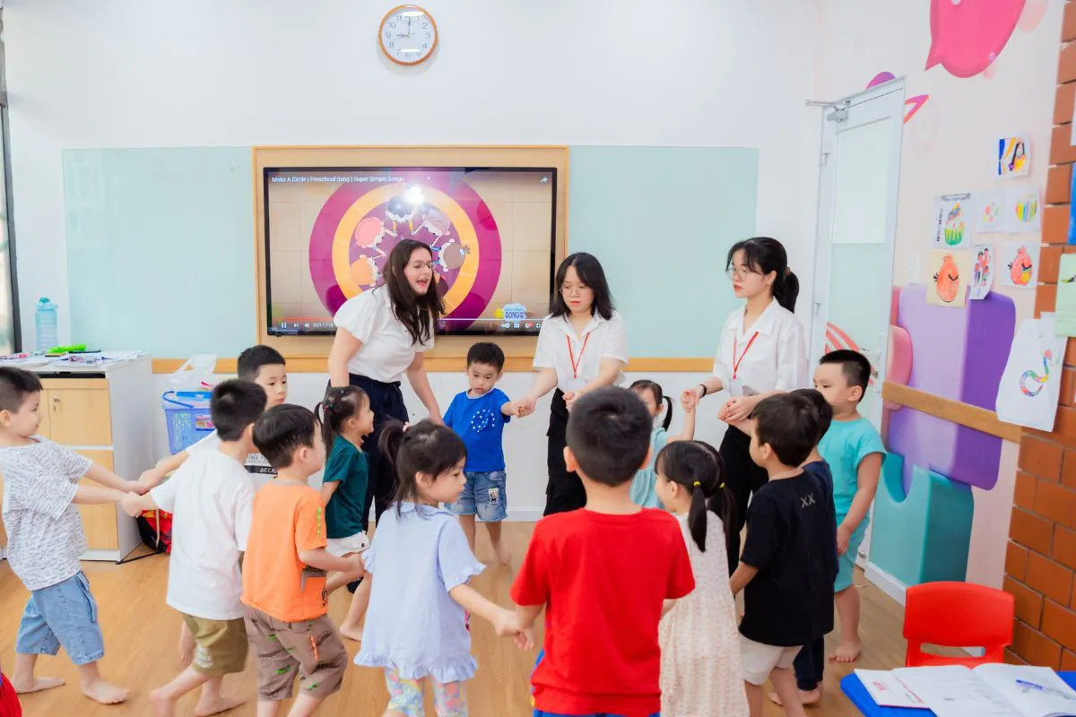 Gợi ý trung tâm tiếng Anh cho học sinh tiểu học: Môi trường học tập thân thiện, hiệu quả.