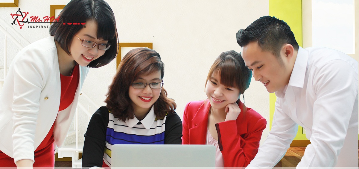 Học tiếng Anh giao tiếp online với người nước ngoài: Mẹo hay giúp bạn tiến bộ nhanh chóng.
