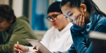 3. Học tiếng Anh cấp tốc cho người đi làm: Lộ trình hiệu quả