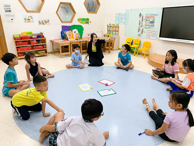 Trung Tâm Học Tiếng Anh Cho Trẻ Em Từ 3 Tuổi | Khơi Dậy Đam Mê Ngoại Ngữ Sớm